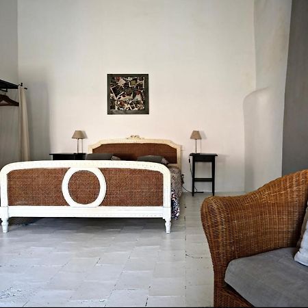 Les Chambres De La Villa Eugenie Lézignan-Corbières Eksteriør billede