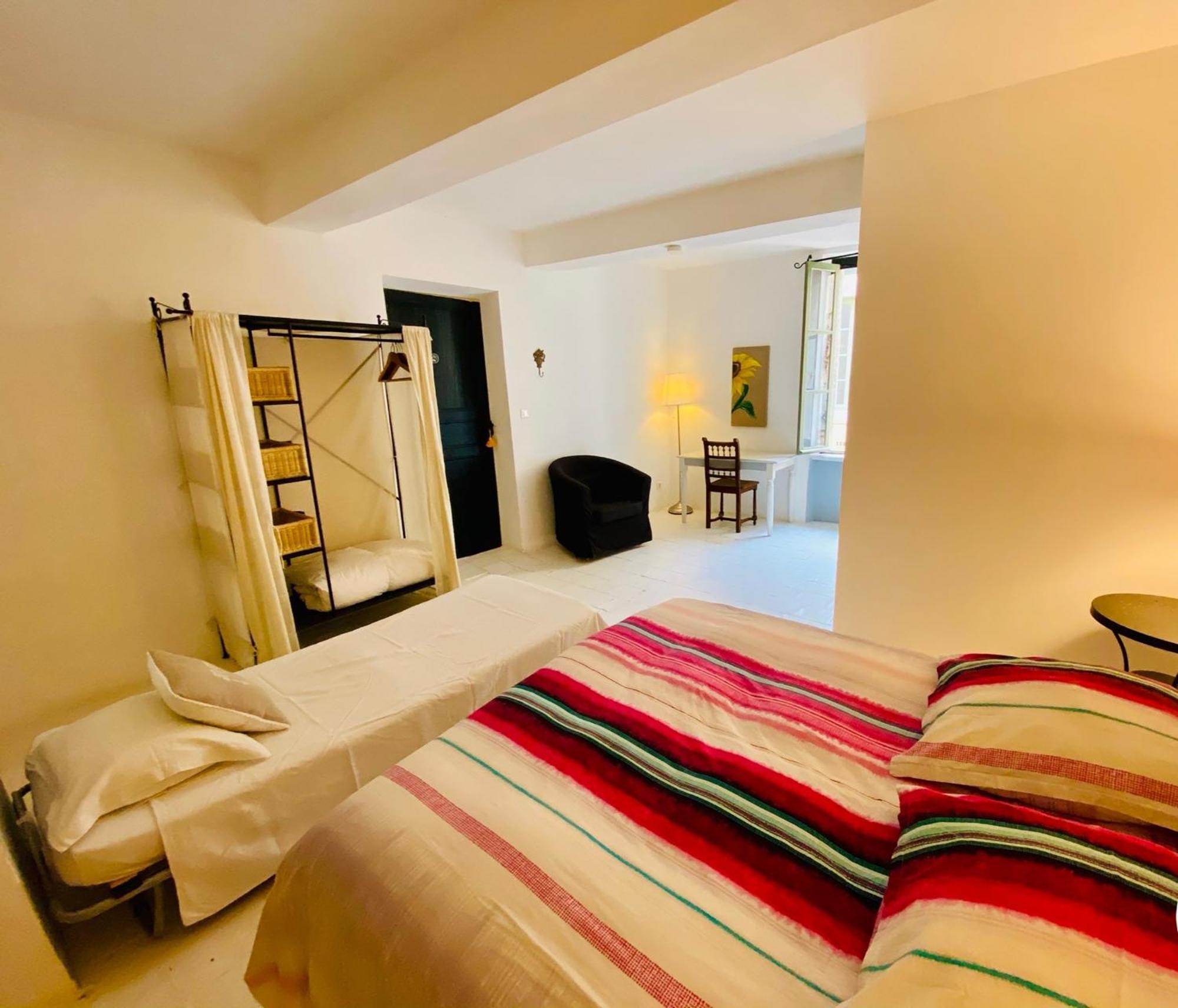 Les Chambres De La Villa Eugenie Lézignan-Corbières Eksteriør billede