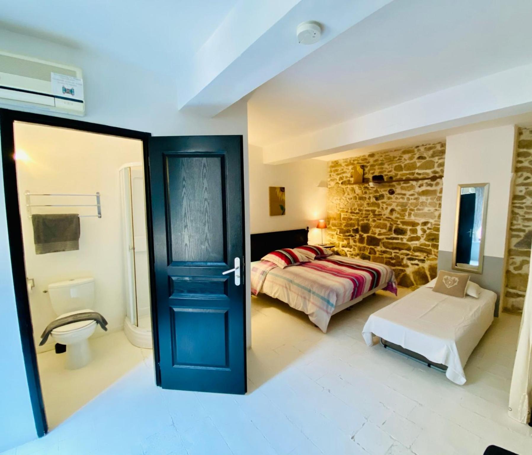 Les Chambres De La Villa Eugenie Lézignan-Corbières Eksteriør billede