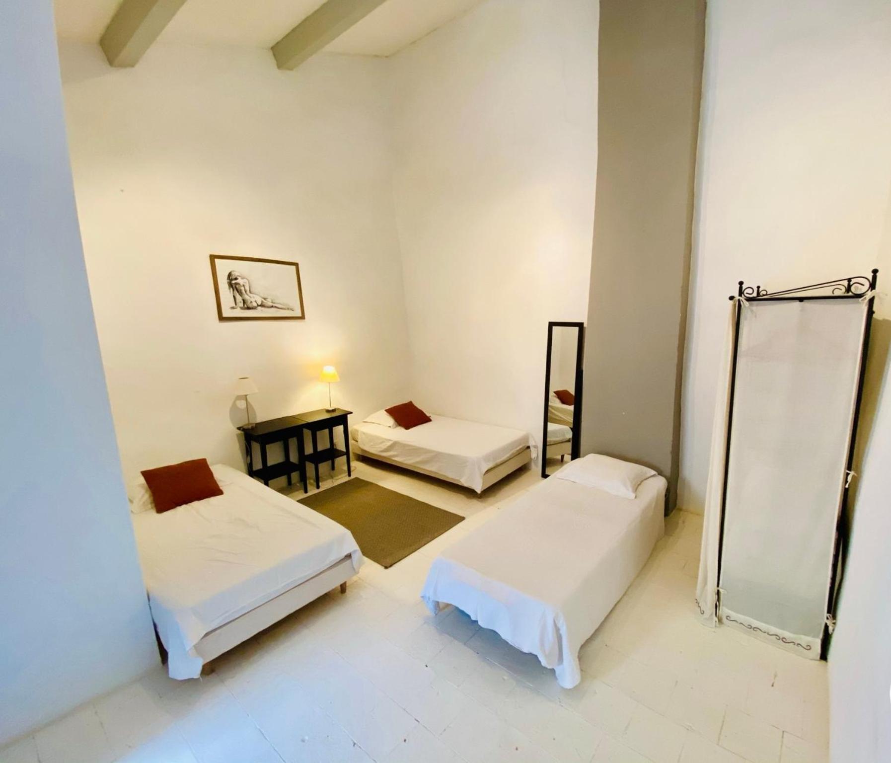 Les Chambres De La Villa Eugenie Lézignan-Corbières Eksteriør billede